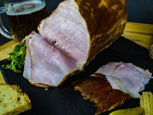 Uzená pečeně s kostí